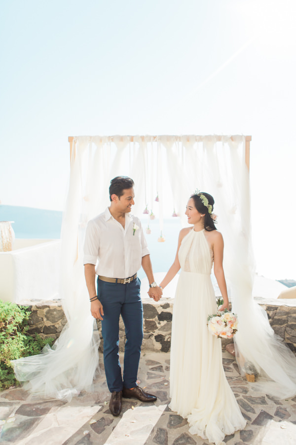 Classy Santorini elopement