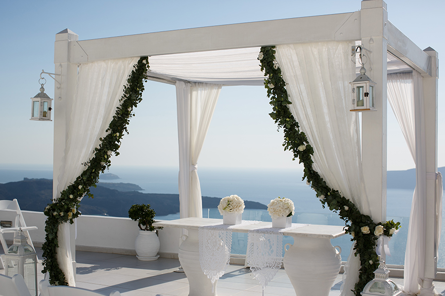Wedding ceremony decor-White elegant wedding