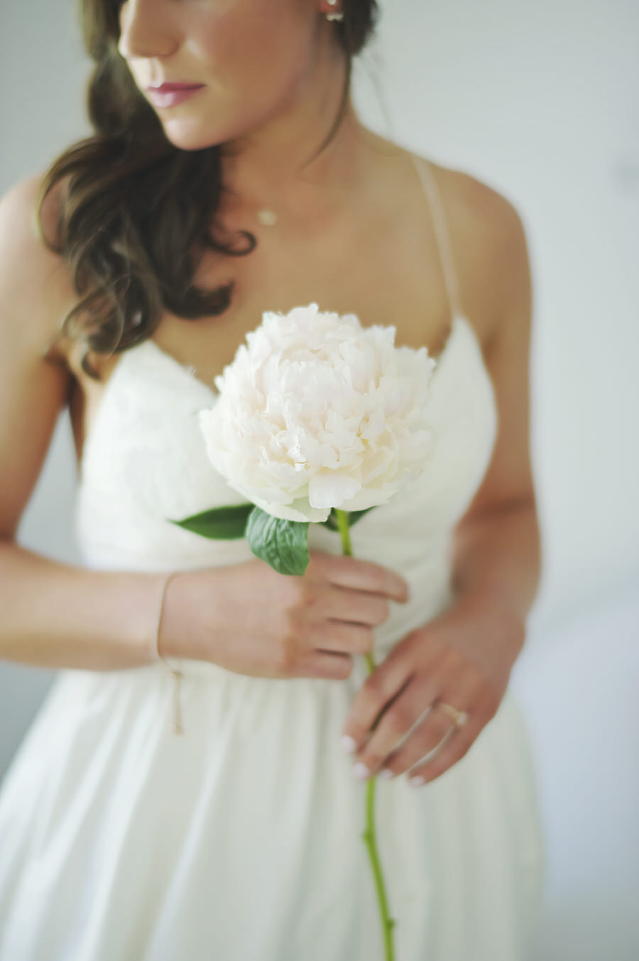 Single bloom bouquet-White peony
