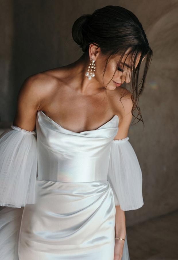 Santorini bride- wedding dress