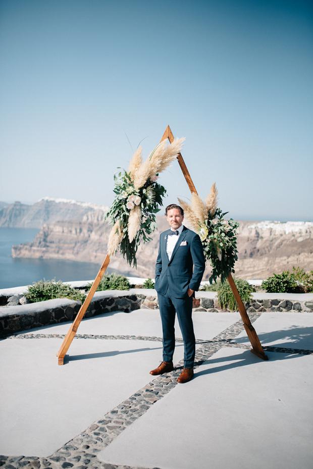 Santorini Groom - Modern bohemian wedding in Greece