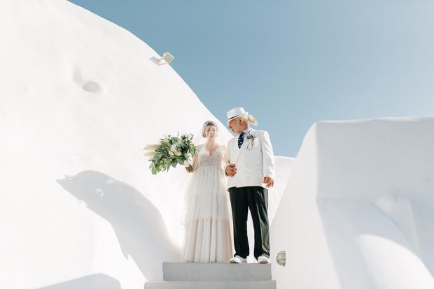 Modern bohemian wedding in Greece- Venetsanos Winery