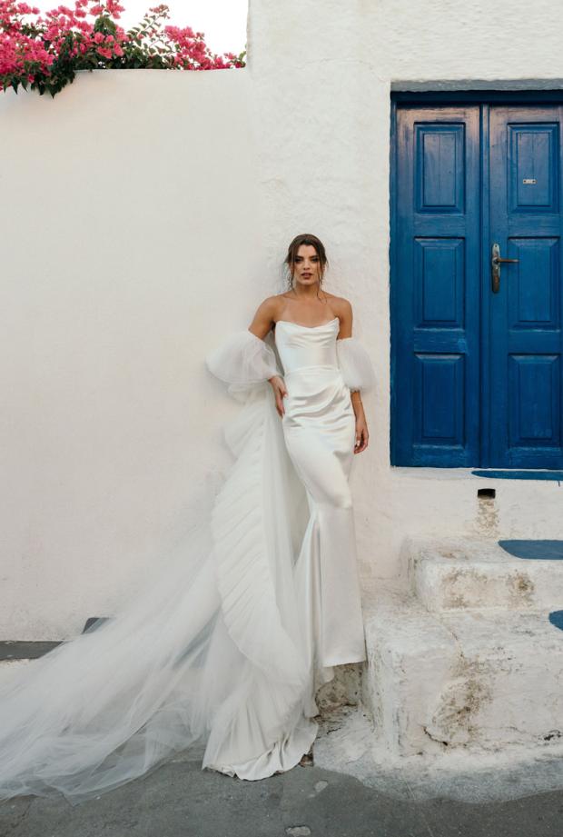 Destination wedding in Greece- Wedding dress