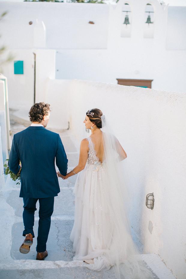 Modern & bohemian  wedding in Santorini