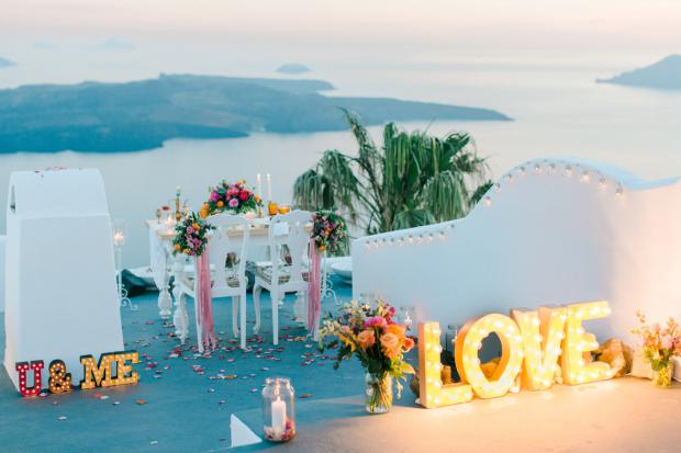 Santorini wedding- marque sign