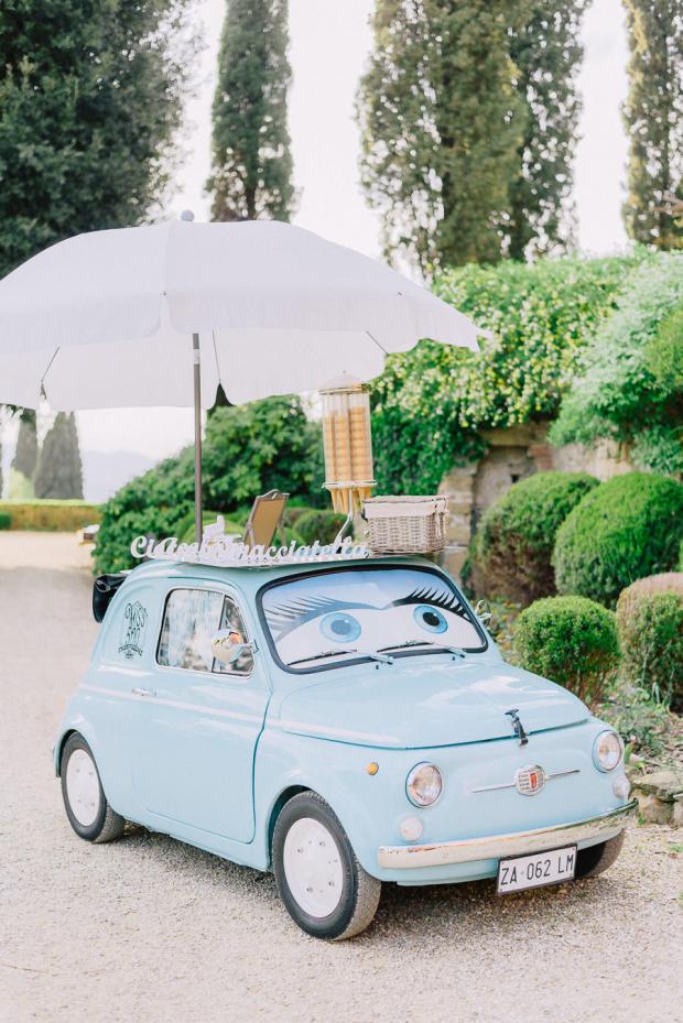 Fiat 500 ice cream cart - Tuscany wedding 