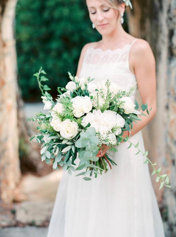 White wedding bouquet- Wedding in Greece