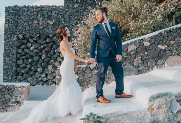 Destination wedding in Santorini