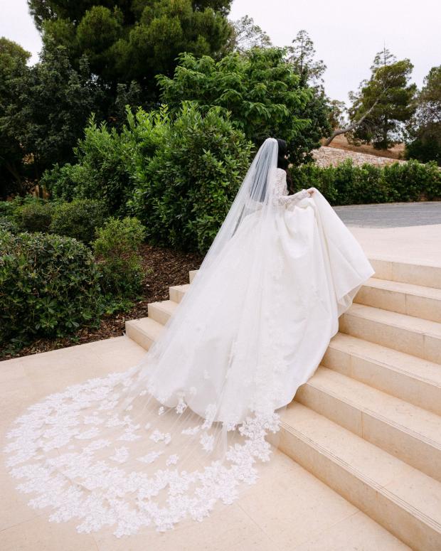 Luxury Four Seasons Wedding in Athens 