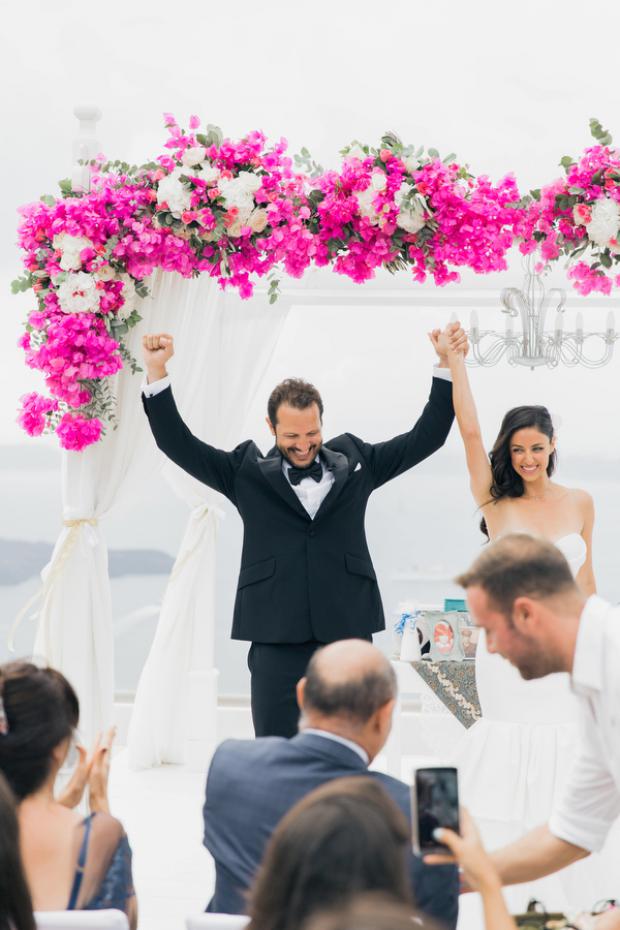 Wedding moments- Santorini wedding