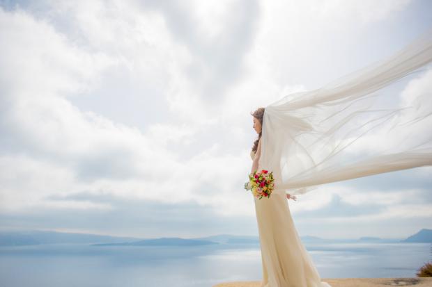Wedding in Santorini-santorini bride