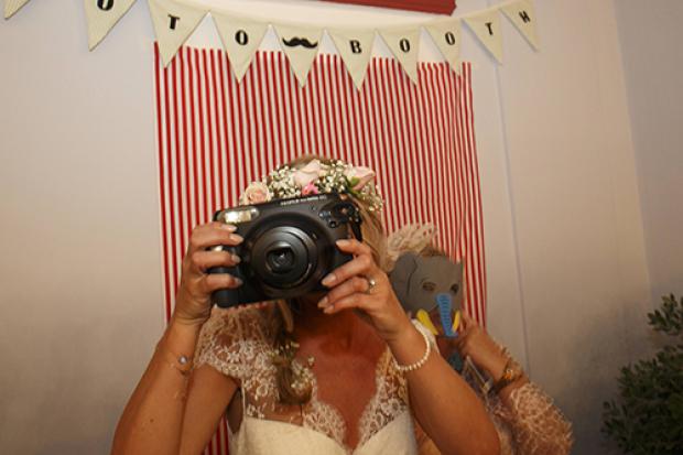 Wedding photobooth fun