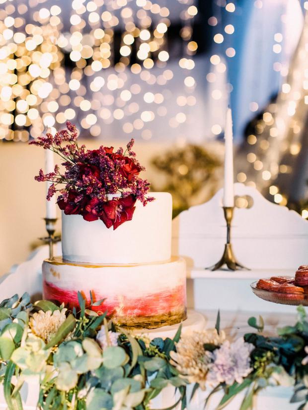 burgundy wedding cake 