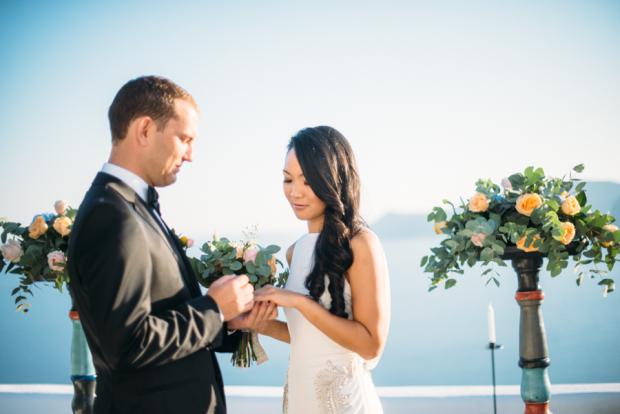 Santorini wedding ceremony