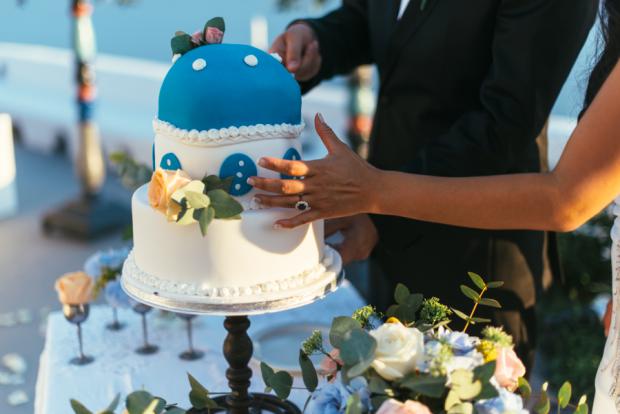 Santorini wedding cake 