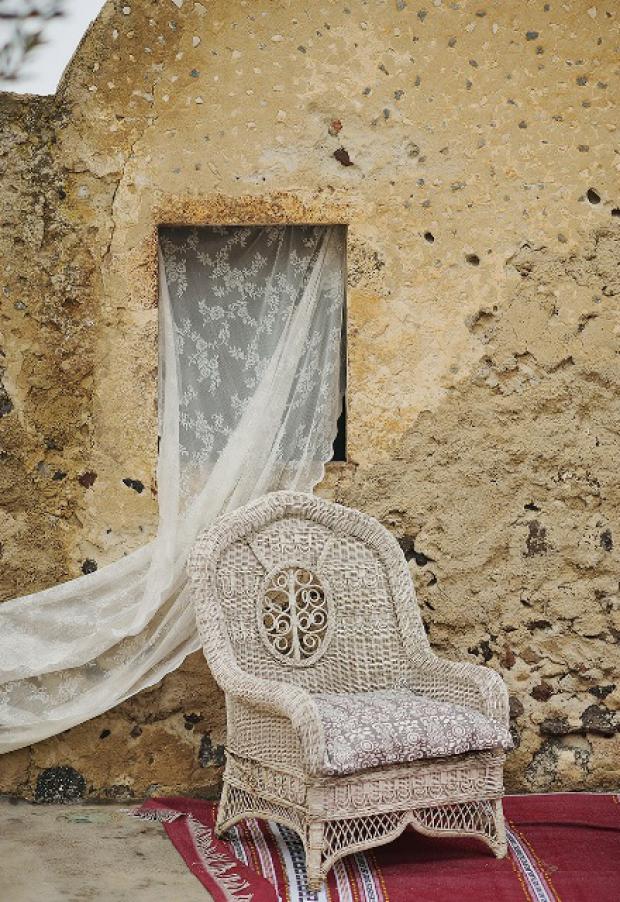boho wedding-wicker chair