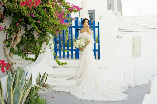 Destination wedding in Santorini, Greece